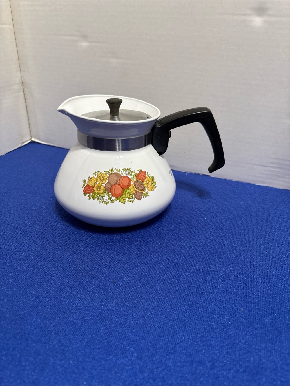 Vintage Corning Ware Tea Pot w/lid Canada